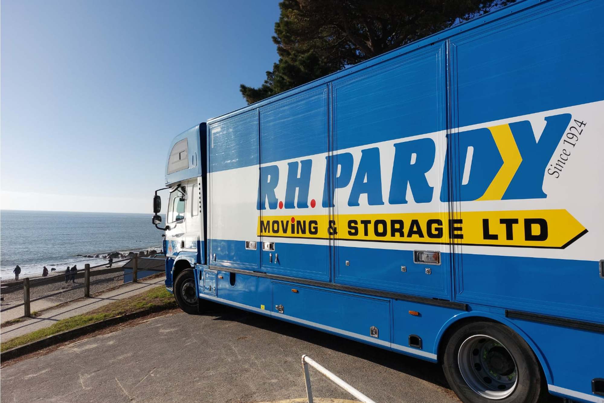 You are currently viewing How to Choose a Removals Company in Christchurch, Dorset