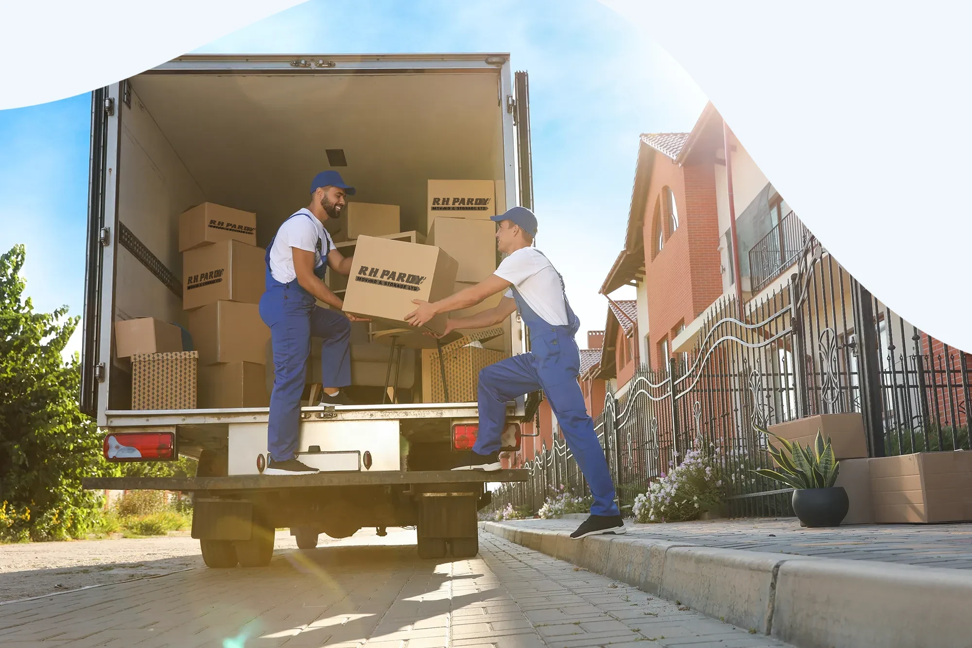 Removal-service-workers-moving-house-swirl-logo