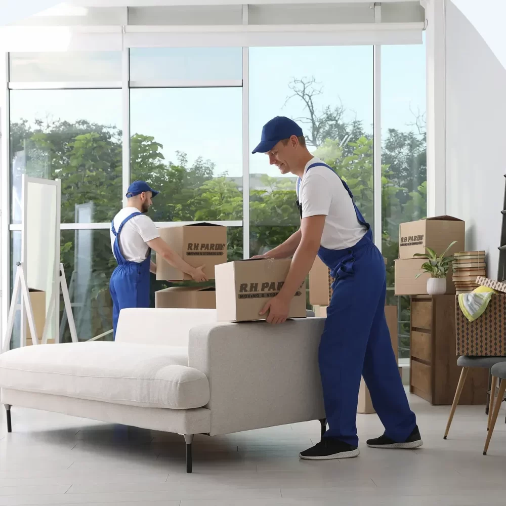 Removals-serice-workers-setting-up-home-wave-logo