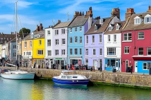 Living in Weymouth – 9 Reasons to Make the Movex