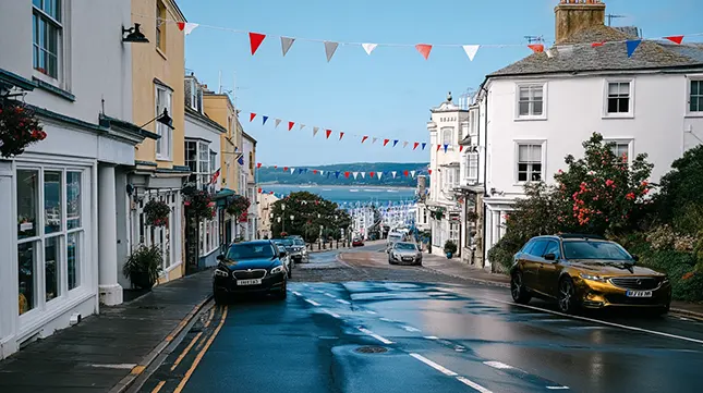 Lyme Regis – Iconic Charm on the Jurassic Coast