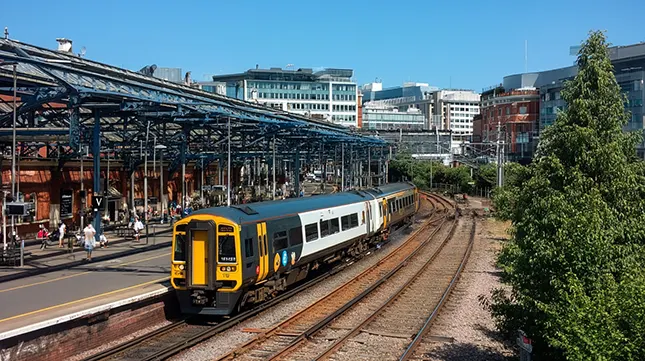 Factoring in Transport and Commuting