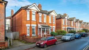 Removals in Bournemouth Flats, Parking, High-Rises & Busy Roads (2026 Guide) x