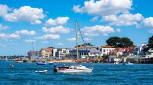 Removals in Sandbanks What You Need to Know About Moving on or off One of the UK's Most Expensive Peninsulas (2026)