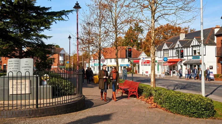 Read more about the article Removals in Verwood: A Local Guide for Home Movers in This East Dorset Town (2026)
